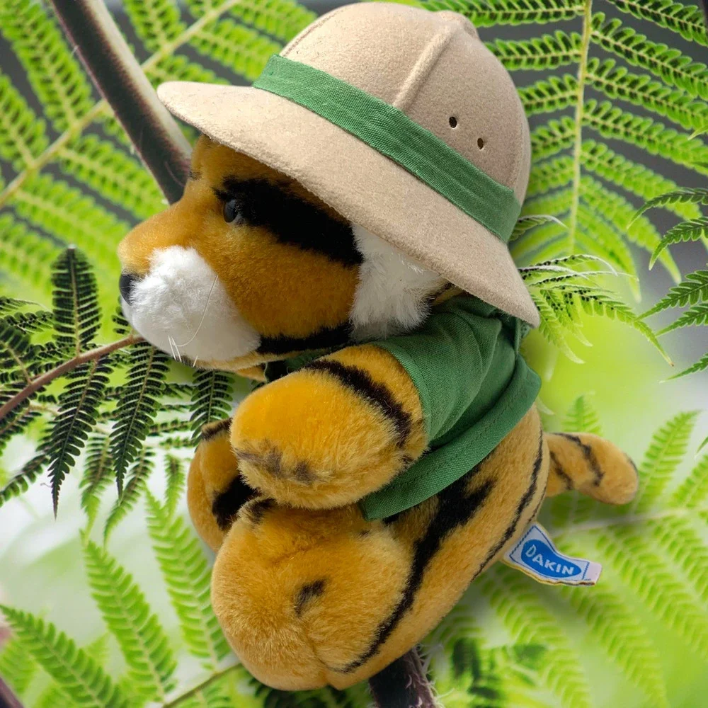 Vtg 1987 Dakin Fun Farm Safari Tiger Brown Plush 14 Inch Green Original Jacket
